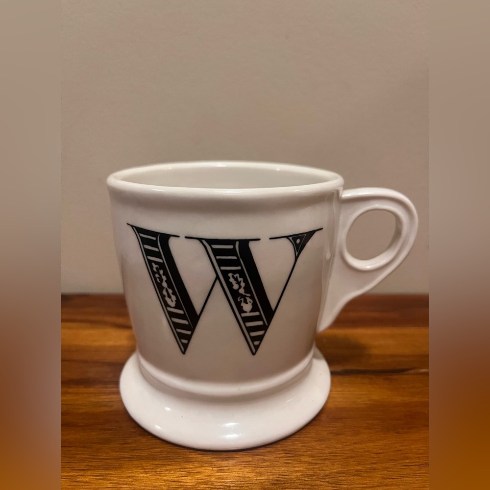 Anthropologie W mug
